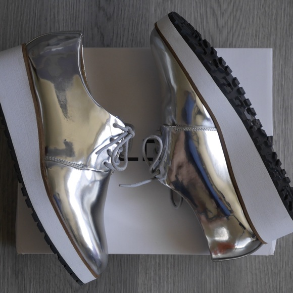 ALDO silver platform oxfords, size 6.5 - Picture 4 of 6